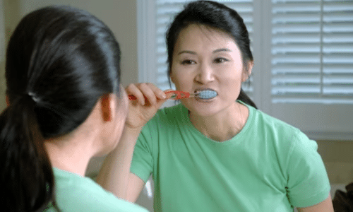 What is the Safest Way to Whiten Teeth?